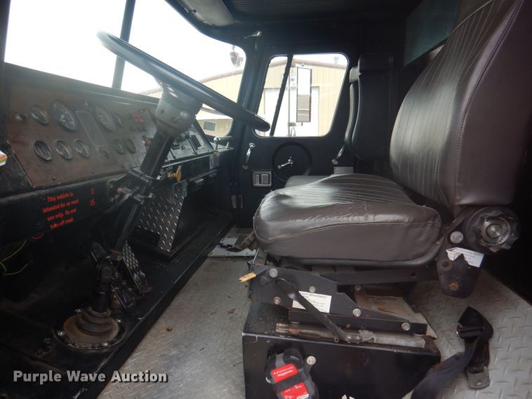 image for item DJ3841 1986 Federal Motors  pumper fire truck