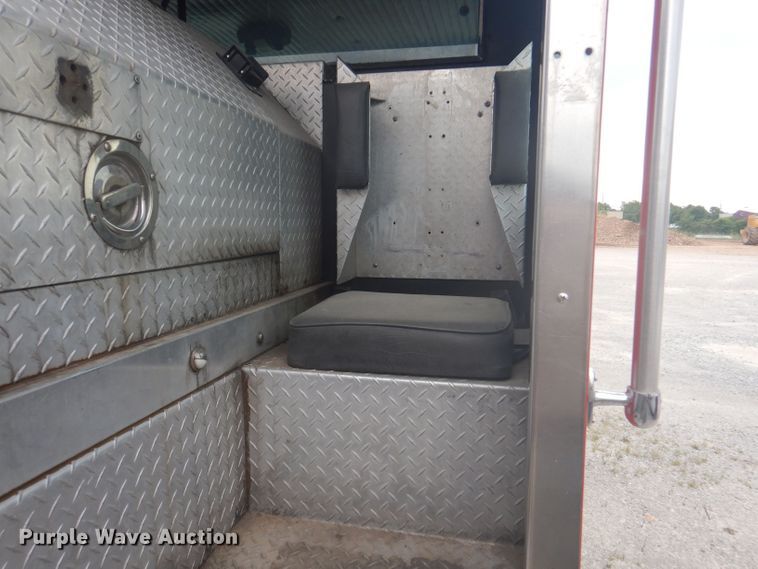 image for item DJ3841 1986 Federal Motors  pumper fire truck