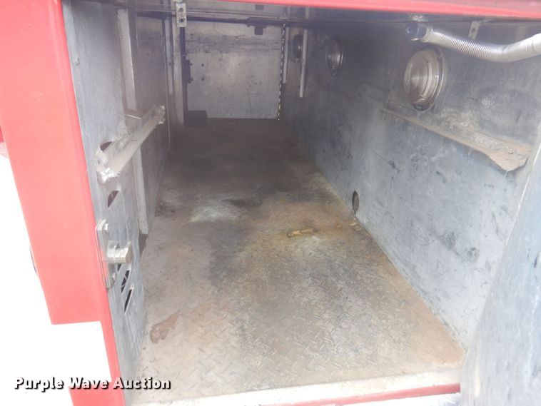 image for item DJ3841 1986 Federal Motors  pumper fire truck