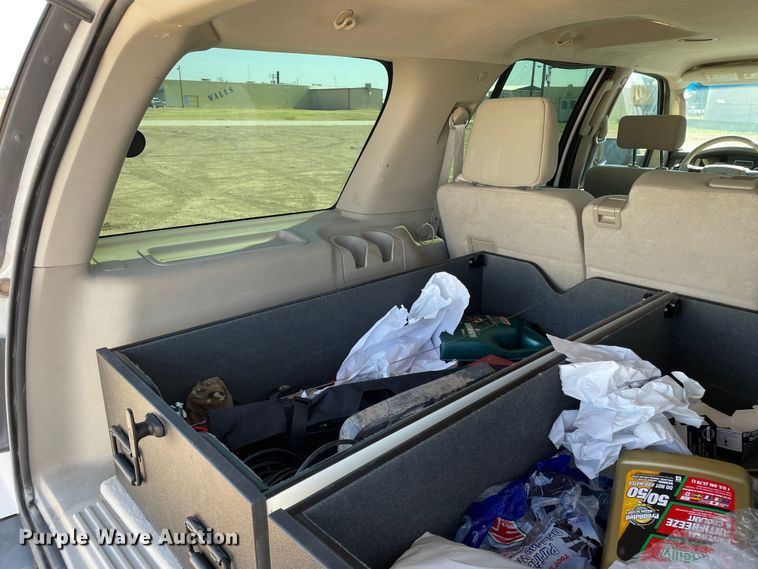 image for item DJ5223 2011 Ford Expedition  SUV