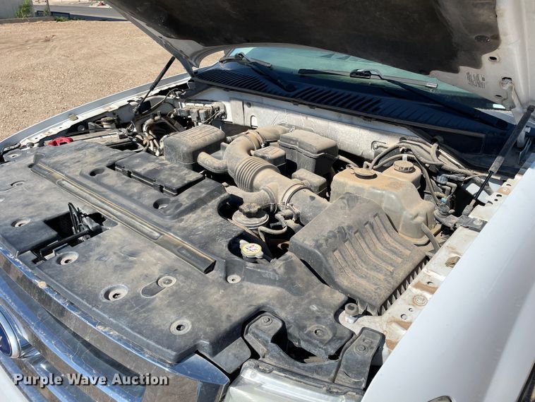 image for item DJ5223 2011 Ford Expedition  SUV