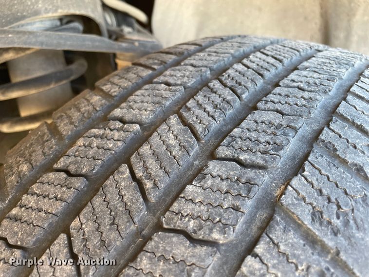 image for item DJ5223 2011 Ford Expedition  SUV