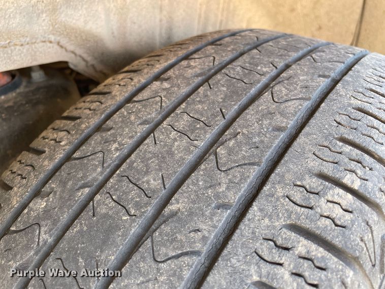 image for item DJ5223 2011 Ford Expedition  SUV