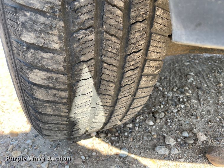 image for item DJ5223 2011 Ford Expedition  SUV