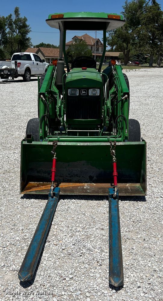 image for item DJ7663 John Deere 950  tractor