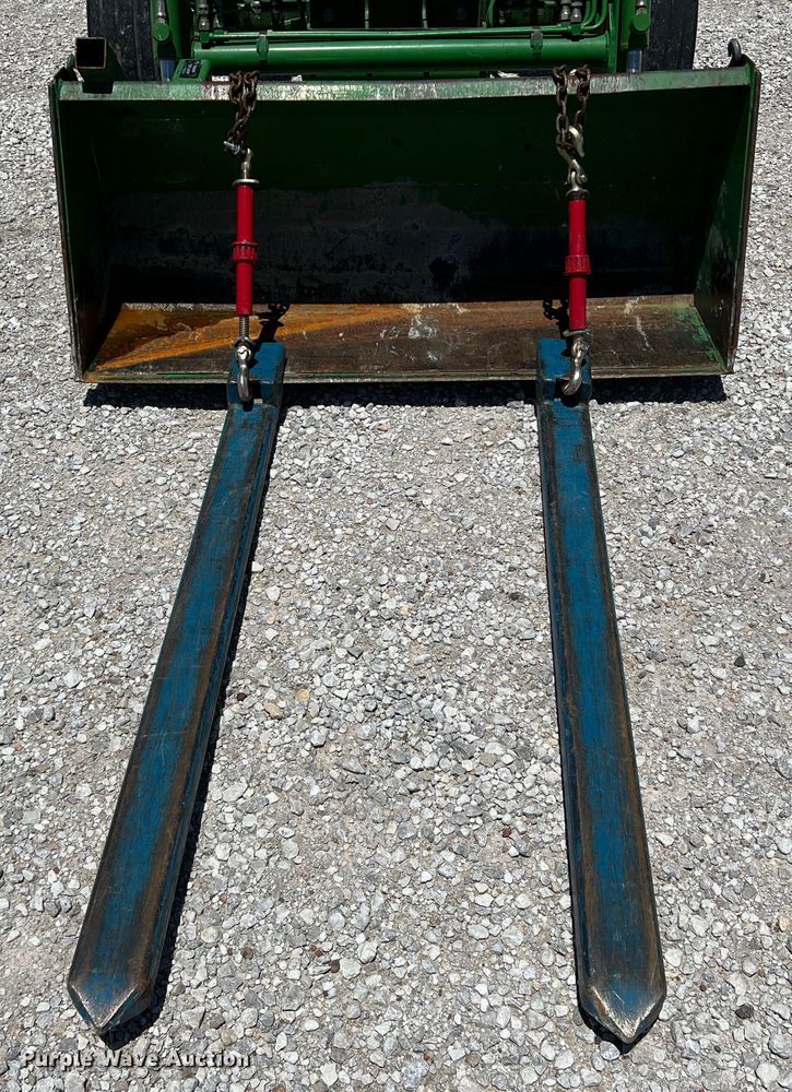 image for item DJ7663 John Deere 950  tractor