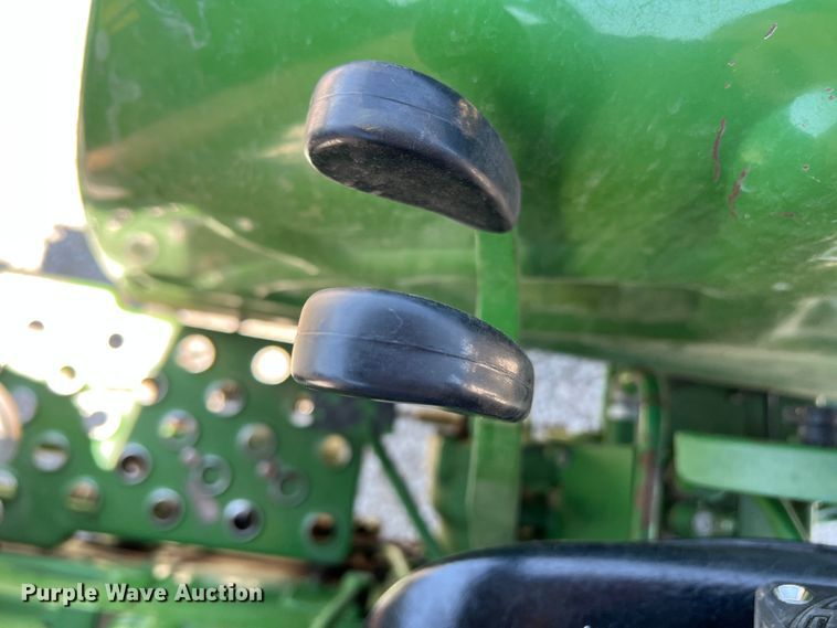 image for item DJ7663 John Deere 950  tractor