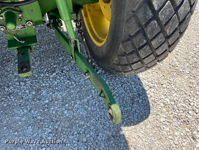 image for item DJ7663 John Deere 950  tractor