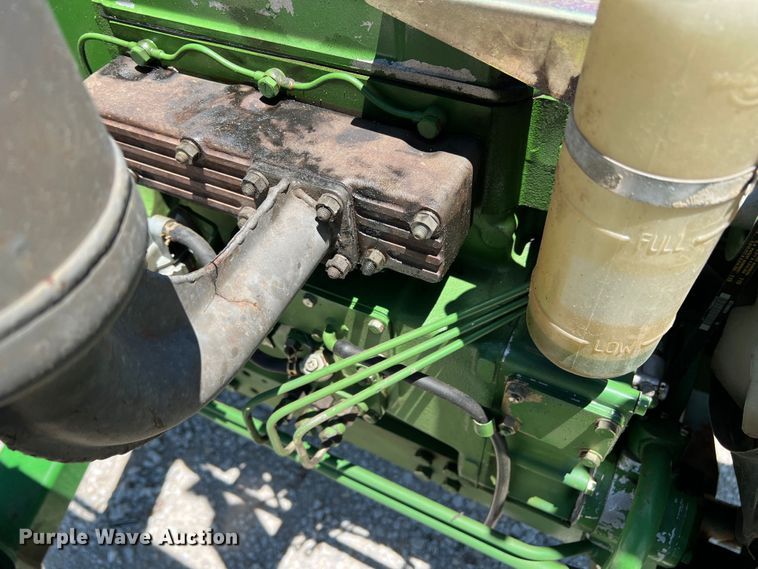 image for item DJ7663 John Deere 950  tractor