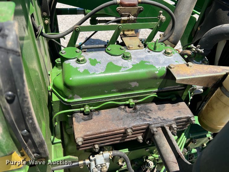 image for item DJ7663 John Deere 950  tractor