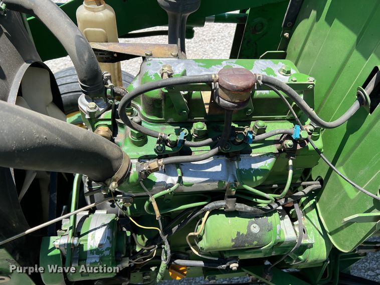 image for item DJ7663 John Deere 950  tractor