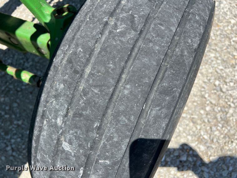 image for item DJ7663 John Deere 950  tractor