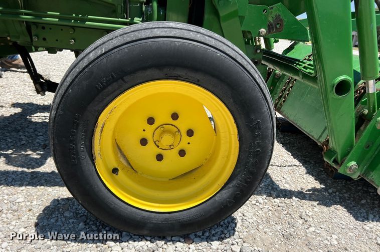 image for item DJ7663 John Deere 950  tractor