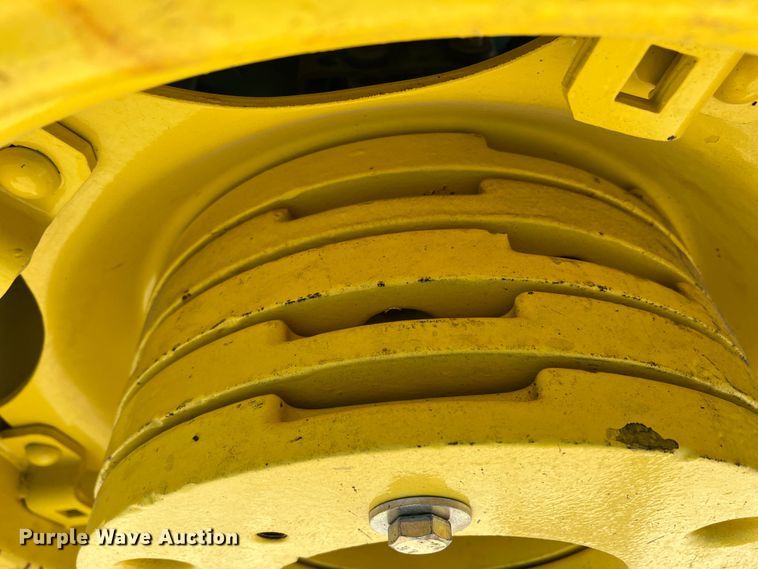 image for item DJ7663 John Deere 950  tractor