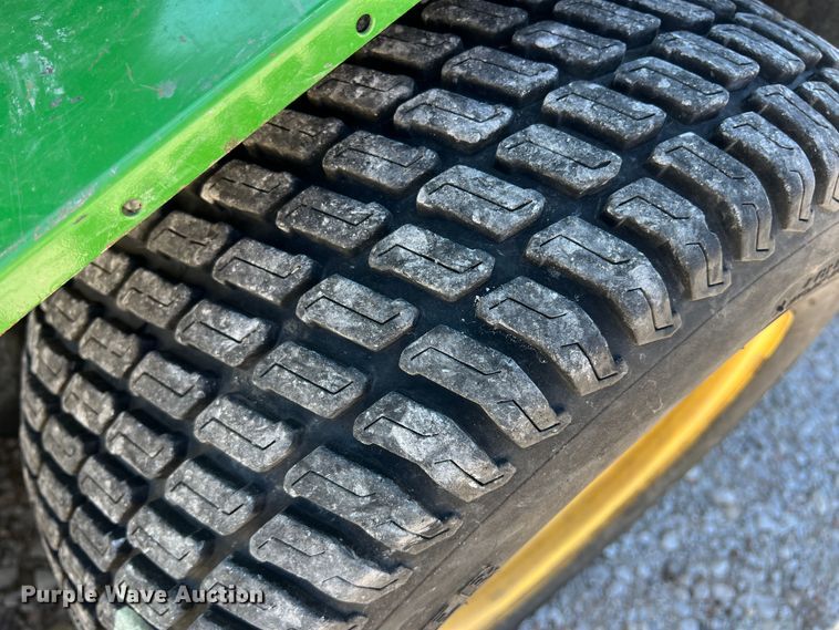 image for item DJ7664 John Deere F911  lawn mower