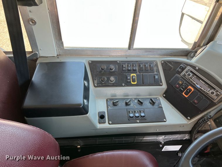 image for item DJ7665 2009 Blue Bird  school bus