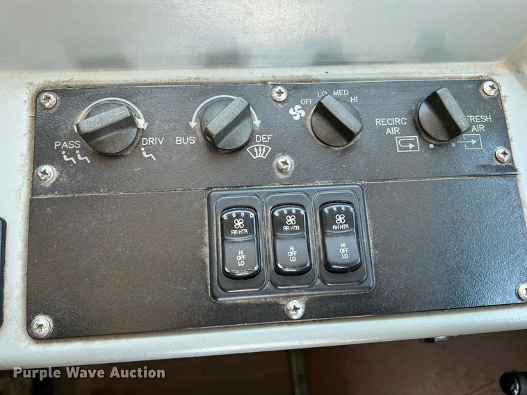 image for item DJ7665 2009 Blue Bird  school bus