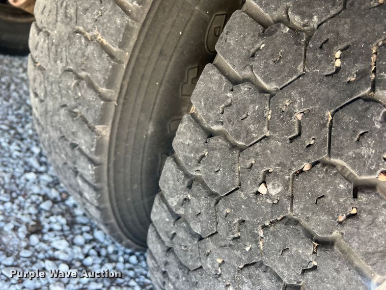 image for item DJ7665 2009 Blue Bird  school bus