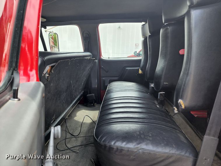 image for item DL6575 1990 Ford F800  fire truck