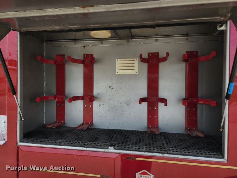 image for item DL6575 1990 Ford F800  fire truck