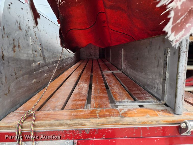 image for item DL6575 1990 Ford F800  fire truck