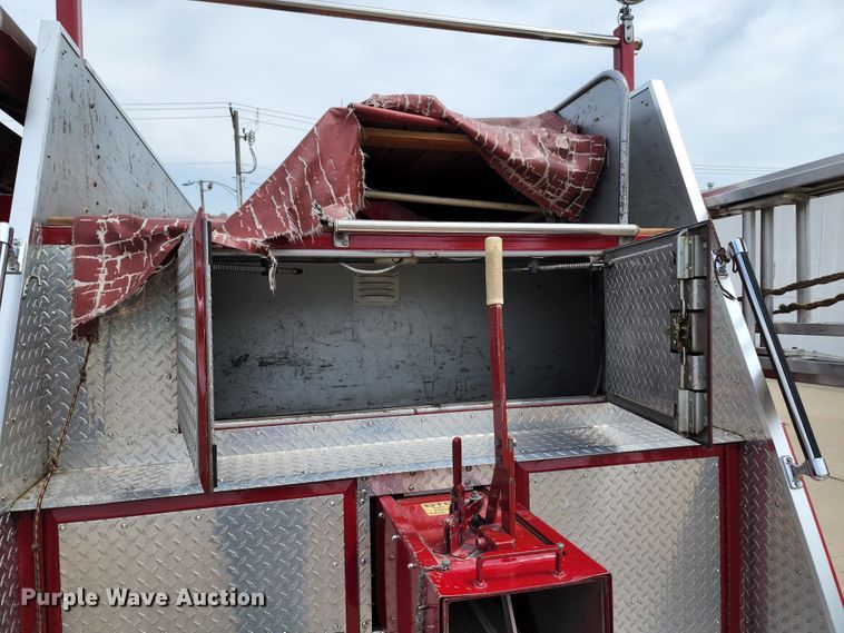 image for item DL6575 1990 Ford F800  fire truck