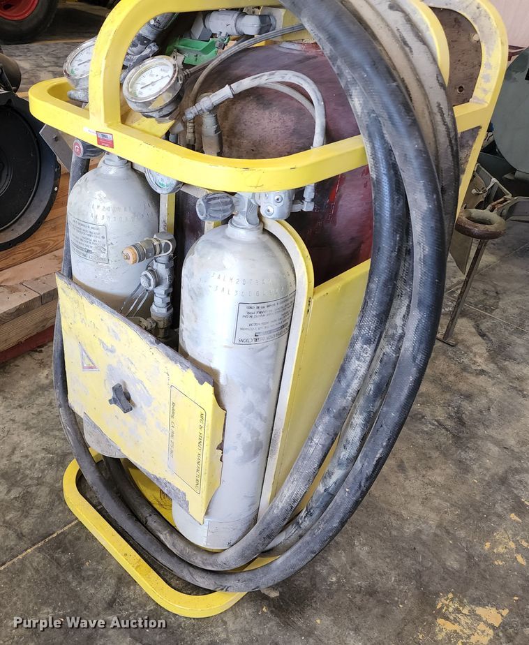 image for item DL6617 Tri-Max 30  compressed air foam system