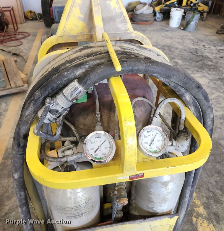 image for item DL6617 Tri-Max 30  compressed air foam system