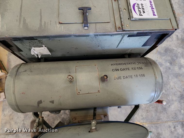 image for item DL6618 Air compressor