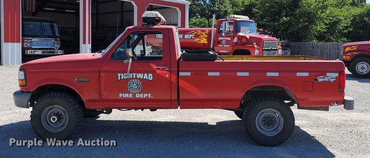 image for item DL6624 1995 Ford F150  pickup truck