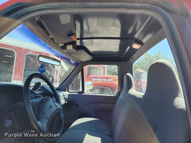 image for item DL6624 1995 Ford F150  pickup truck