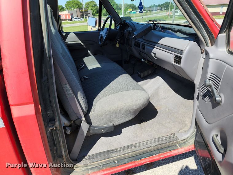 image for item DL6624 1995 Ford F150  pickup truck