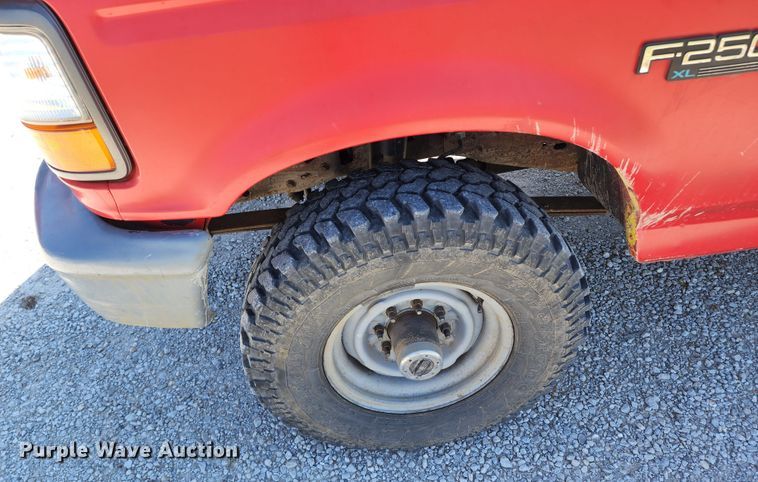 image for item DL6624 1995 Ford F150  pickup truck