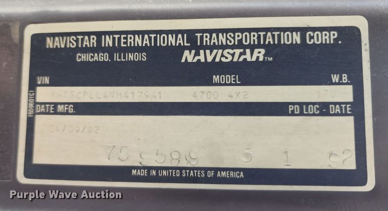 image for item DL6625 1992 International 4700  tanker fire truck