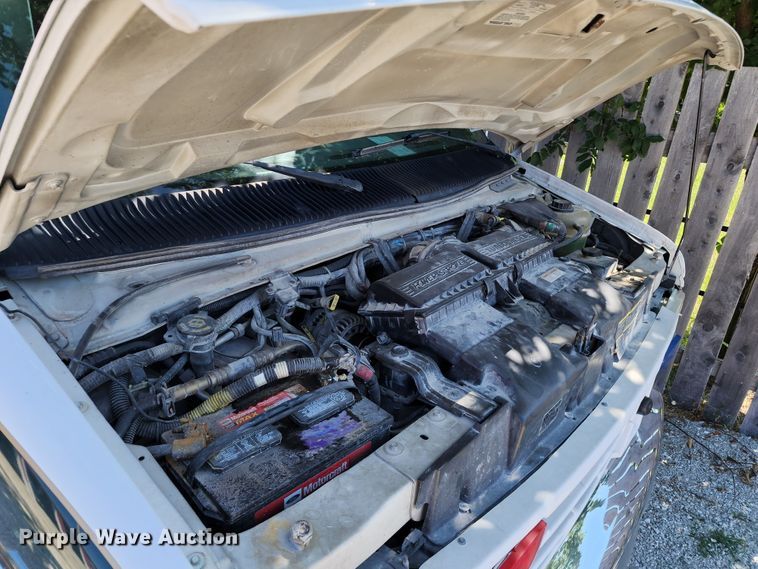 image for item DL6626 1998 Ford E350  ambulance