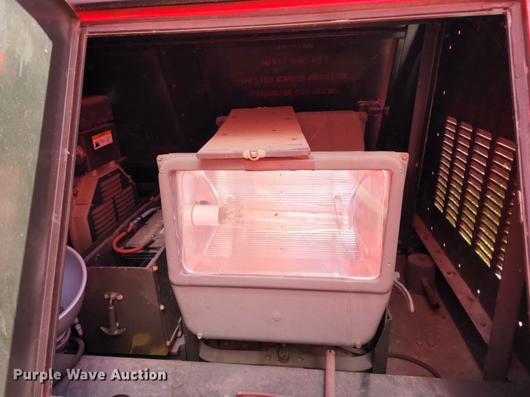 image for item DL6629 Light plant