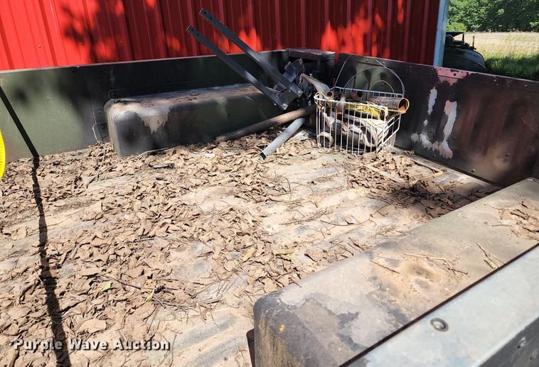 image for item DL6630 Utility trailer