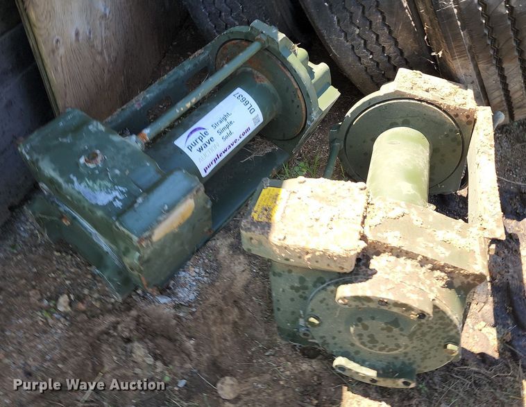 image for item DL6637 (2) winches