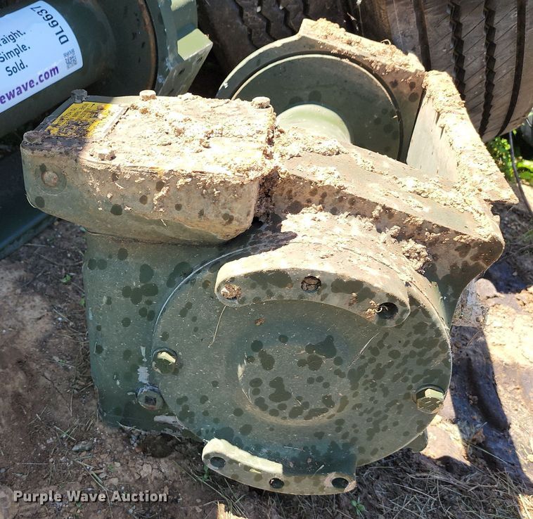 image for item DL6637 (2) winches