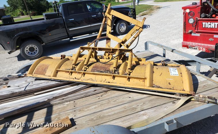 image for item DL6638 Snow plow