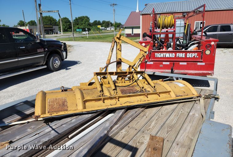 image for item DL6638 Snow plow