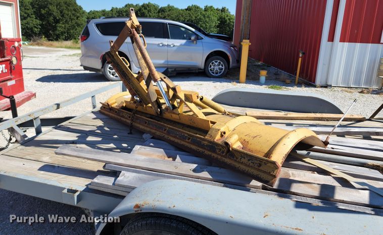 image for item DL6638 Snow plow