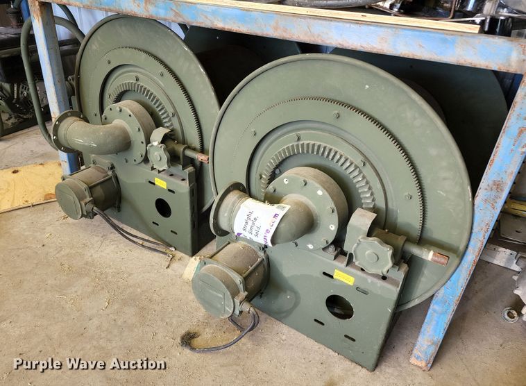 image for item DL6640 (3) hose reels