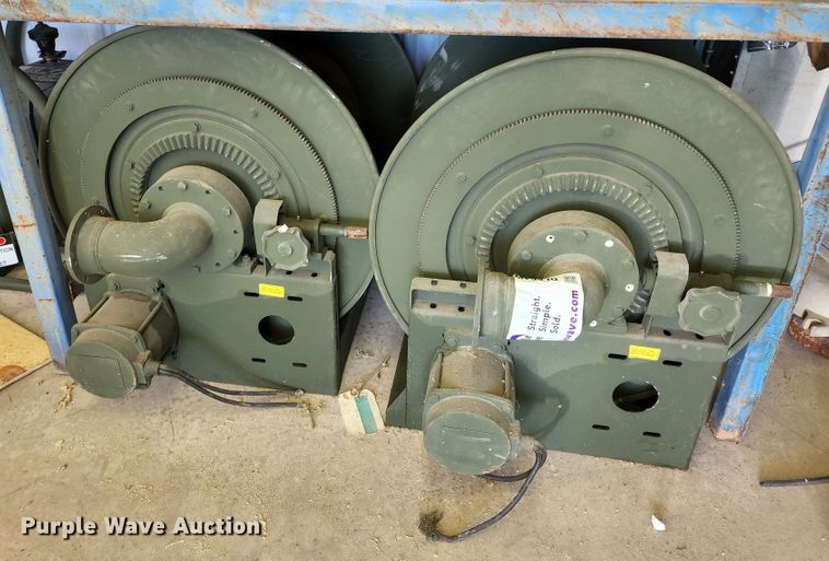 image for item DL6640 (3) hose reels