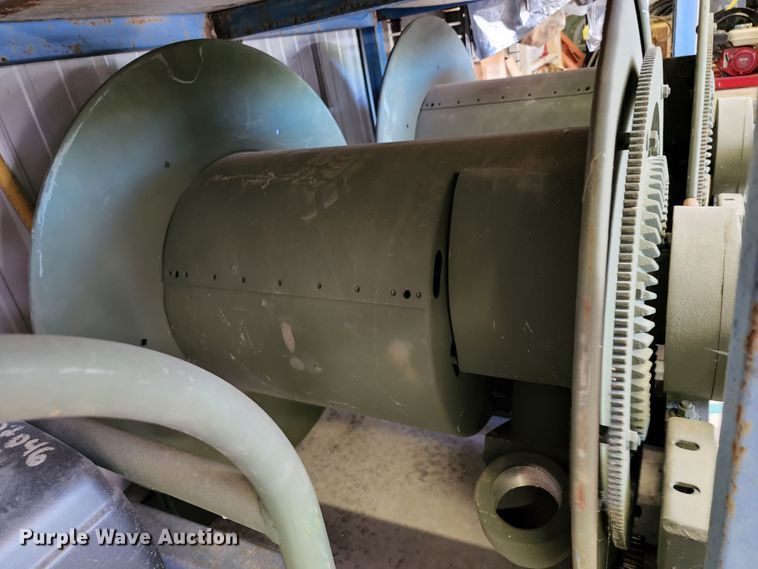 image for item DL6640 (3) hose reels