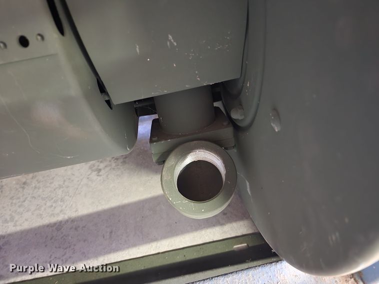 image for item DL6640 (3) hose reels