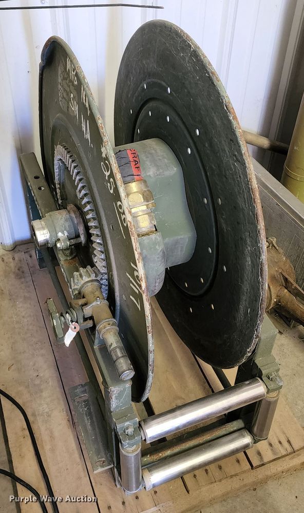 image for item DL6640 (3) hose reels