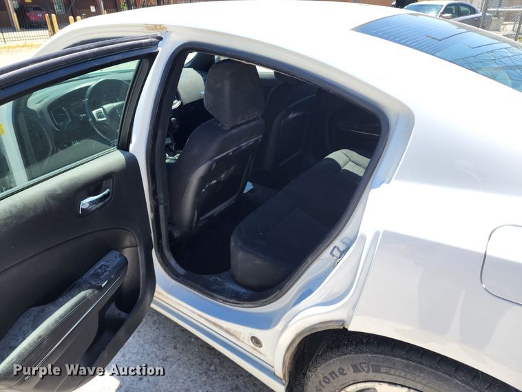 image for item DL6647 2013 Dodge Charger Police