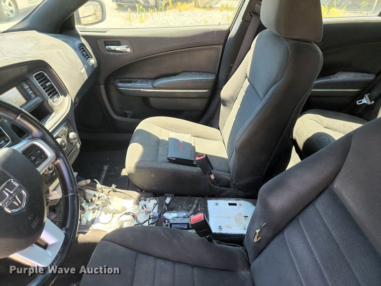 image for item DL6647 2013 Dodge Charger Police