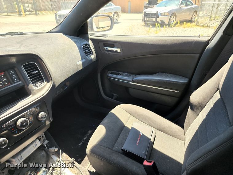 image for item DL6647 2013 Dodge Charger Police